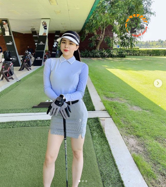 hot girl golf